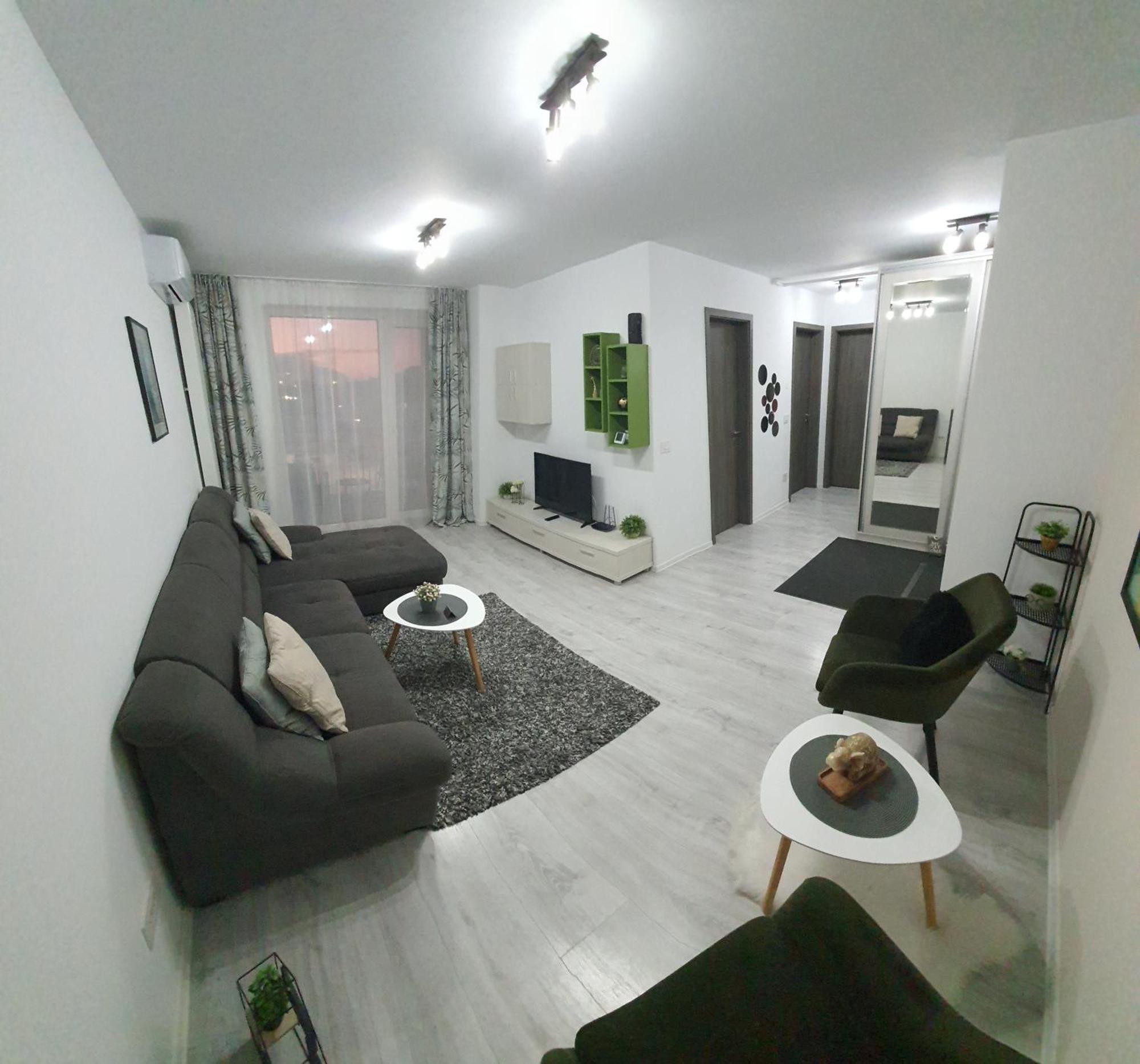 Green Apartment Coresi Brașov Exterior foto